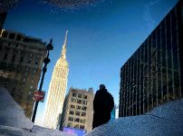 都会の影：ニューヨーク・エンパイア・ステートビル